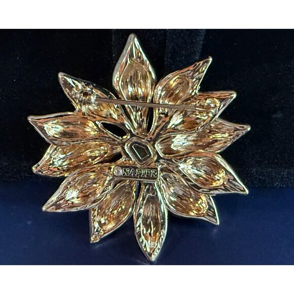 Vintage Napier Red Enamel & Rhinestone Poinsettia Brooch - Picture 4 of 4